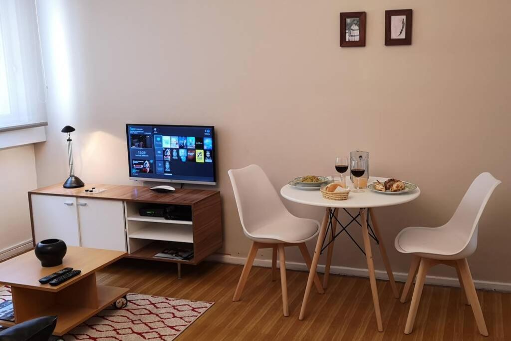 Apartmán 2 Ambientes En Almagro En Av Corrientes Para 2 Personas Buenos Aires Exteriér fotografie